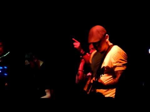 THE ANALOGS - LIVE IN LONDON @ BOSTON ARMS 21/01/2012 pt.2