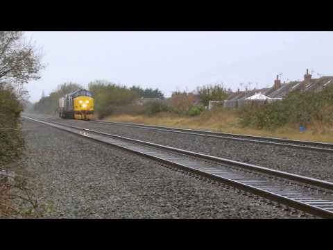 Prestatyn 28.10.2014 - DRS 37425 Concrete Bob & 37610 Ted Cassidy on Valley flasks