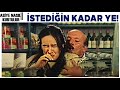 Asiye Nasıl Kurtulur Türk Filmi | Bakkal'dan, Asiye'ye Uygunsuz Hareket!