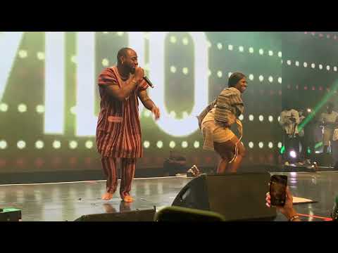 This is why Davido is number 1! Watch him perform AYE in the same regalia that he wore in the video