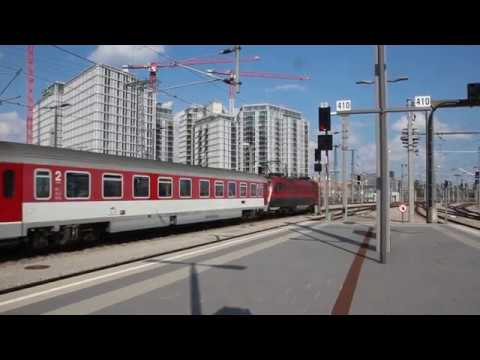 EC 147 (Wien - Zahony) with 2 Ukrainian sleeping (Wien - Kyiv) cars leaving Wien Hbf