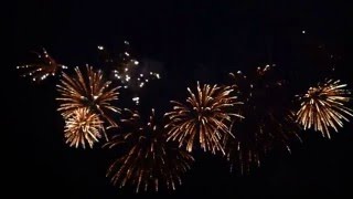 preview picture of video 'Fuegos Artificiales de Año Nuevo en San Martin  de los Andes'