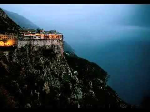 Schitul Lacu-Cântări la Sfânta şi Marea Vineri