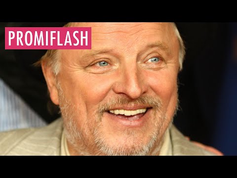 Video Thumbnail: 65 Jahre: Diese Erfolge feierte Geburtstagskind Axel Prahl