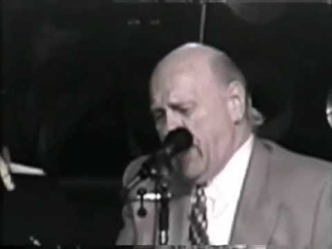 " Chau no va mas " Virgilio Esposito ( a mi Padres ) / Registro Hugo Omar Viggiano 712 / 02 03 1996