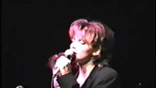 Martina McBride - 03  She Ain&#39;t Seen Nothing Yet (acoustic) - Fan Fair 1993