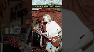 Download lagu Kurt Cobain CHANGES the lyrics of 'LOVE BUZZ' about HIS 'Shitty' GUITAR 💩 mp3