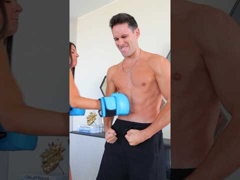 Sofì e il pugno a Luì 🥊