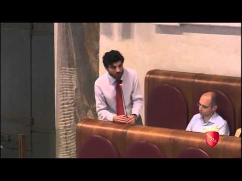 mentre si parla del Logo la città di Roma è al collasso