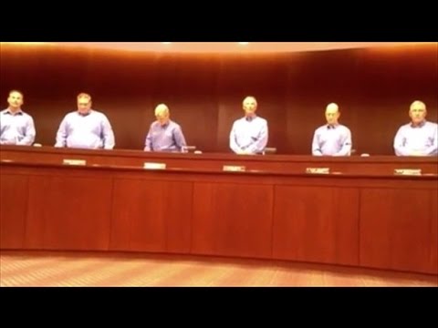 Atheist Badgered For Not Praying At Public Meeting