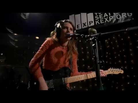 Wolf Alice - Moaning Lisa Smile (Live on KEXP)