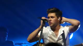 HD - Niall Horan - The Tide (live) @ Gasometer, Vienna 2018 Austria
