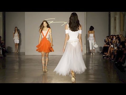 Genny | Spring Summer 2018 Full Fashion Show | Exclusive