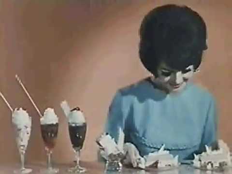 download lagu mp3 mp4 Speiseeispulver, download lagu Speiseeispulver gratis, unduh video klip Speiseeispulver