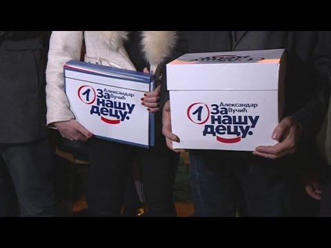 SNS PRVA PREDALA LISTU U ŠAPCU