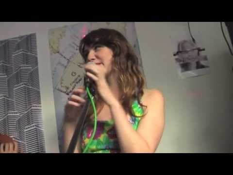 Caroline Keating ~ Lovely New Song [HQ] Live @Brause Düsseldorf, Germany 2013