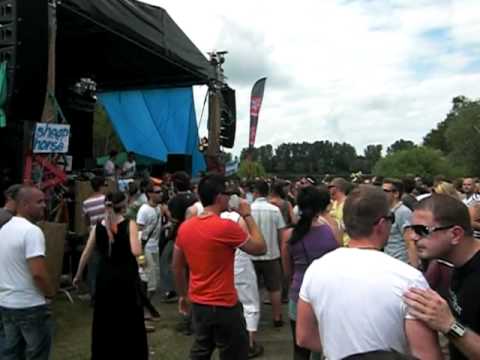 Mathias Kaden & Daniel Stefanik @ Bayou Festival 2011, Erfurt, 26.6.11.MOV