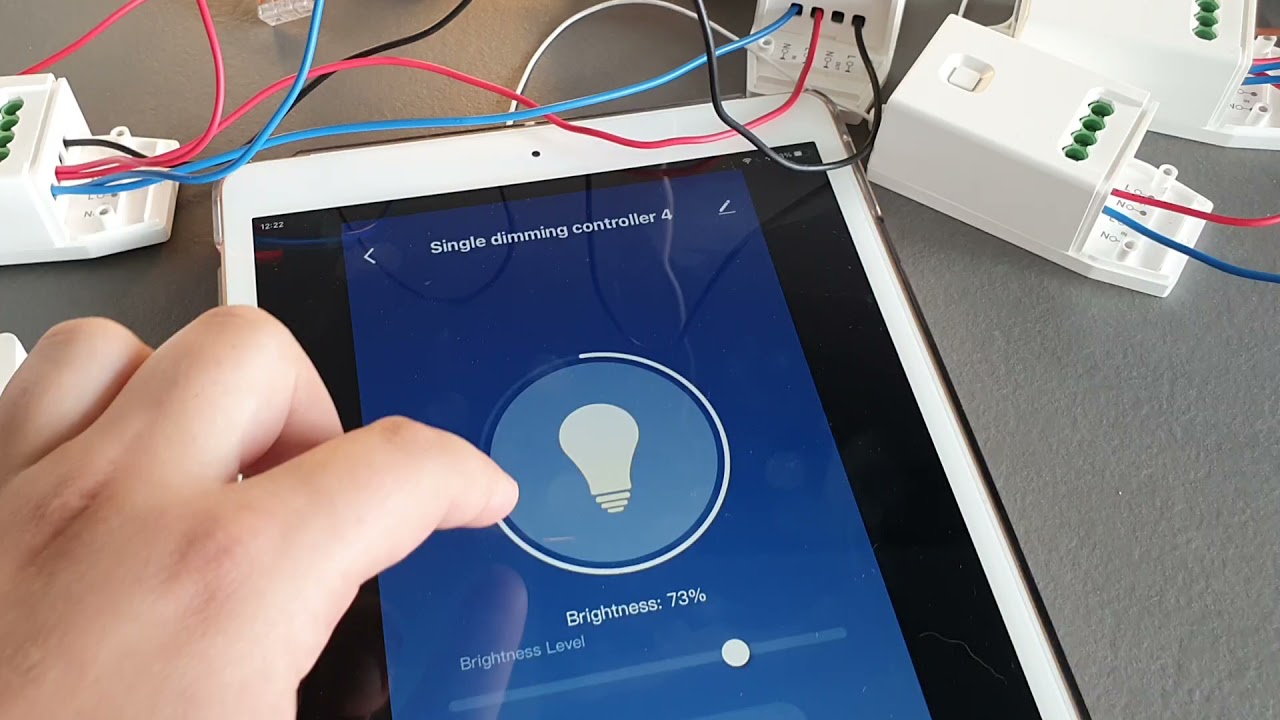 Dimming 600W LED de la un buton cu Kinetic Energy si Grupuri de Dispozitive in aplicatia Tuya