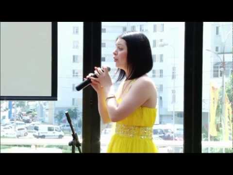 Dina Druţă ECHIPA CEARDAŞ Ave Maria Beyonce