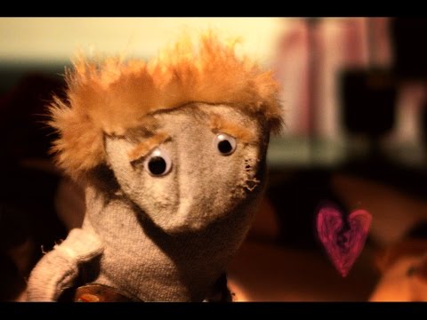 Radiohead - Creep (Sock Puppet Parody) Valentine's Special
