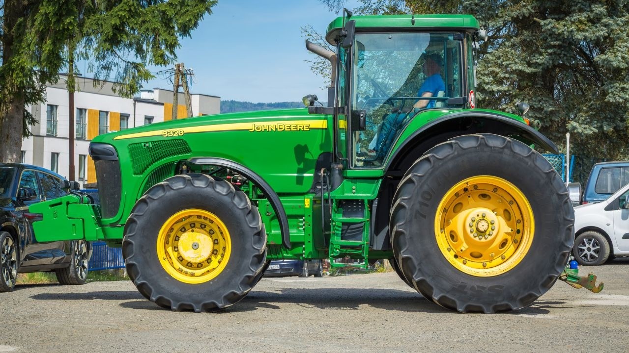 John Deere 8320 mezőgazdasági traktor - TLS - PowerShift