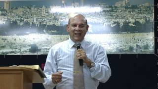 preview picture of video 'Ulysses de Oliveira prega em Apocalipse 21 - A FAMILIA NO PADRÃO DE DEUS .m4v'