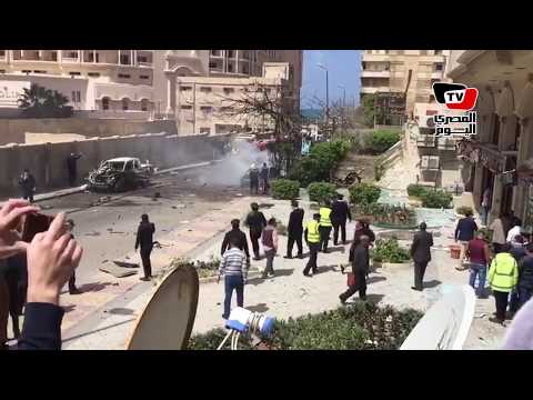اللقطات الأولى لموقع استهداف موكب مدير أمن الإسكندرية بتفجير سيارة مفخخة 