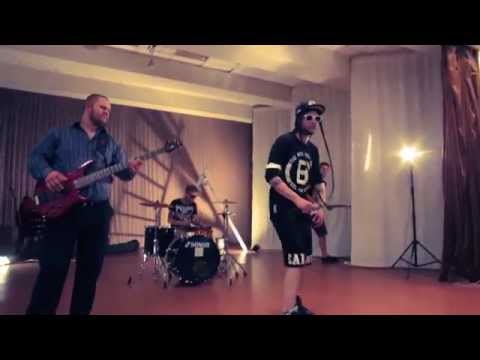 FeelCrunk  - Ненавидь меня (За сценой)