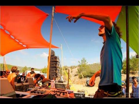 New Born - Touch Nothing