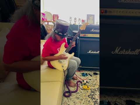 #fenderstratocaster #marshall dsl100h 1960A cab #yjm overdrive #boss ps6 for arthritis warmup