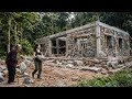 Kind-Hearted Woman Builds Stone House for Elderly Woman Living Alone DEFAULT Thumbnail