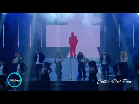 Presentación de Vico C -  Homenaje a su trayectoria en Tu Música Urbano 2023