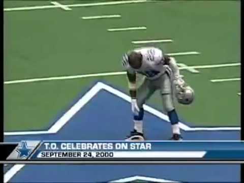 Terrell Owens gets decked