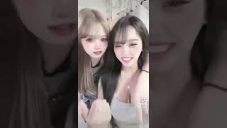 こんなJKたまらんですな😼