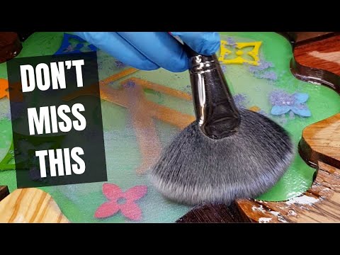 Wood, resin, and color… and the result looks like luxury chaos! 🎨🔥