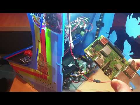 Jaycar 10 Inch Screen Raspberry Pi Retro Arcade Game Console- Review and Showcase