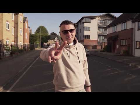 Czeniu - #Hot16Challenge2 (prod. afubeats)