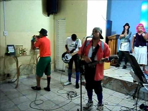 Quadrangular Vera Cruz......B.H....M.G.....04 Fevereiro 2012 - Mocidade em ação.