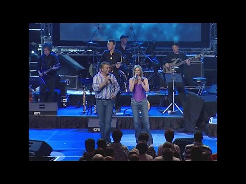 THEUNS JORDAAN, JUANITA DU PLESSIS - Finale Medley