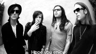 kings of leon beach side