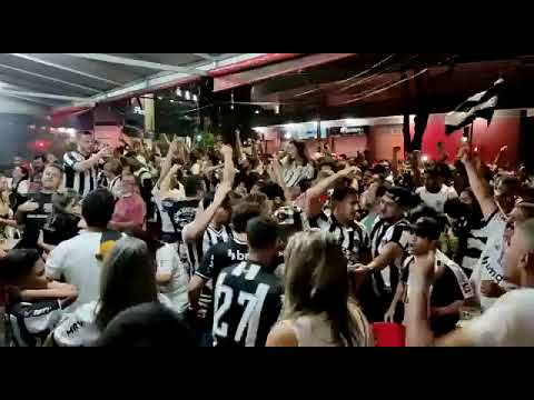 Galo Bicampeão! Veja a reação da torcida no gol do Keno