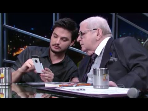 Felipe Neto no Programa do Jô   18 08 2015 ou 19 08 2015 PART 1