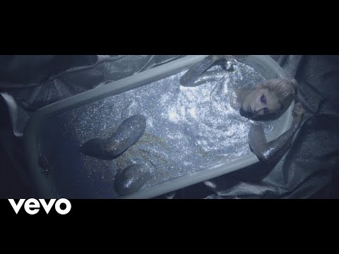 Dakillah - Luna (Official Video)
