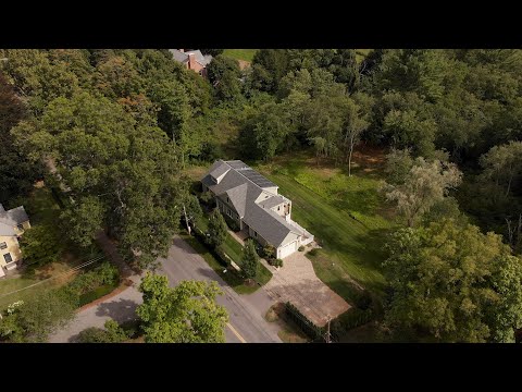 310 Lexington Road, Concord MA - Superb Balance of In-Town Living