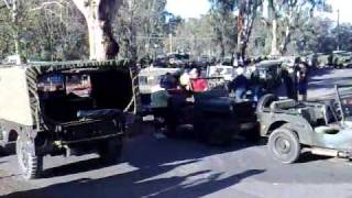 preview picture of video 'Corowa 2010. Year of the Jeep. Saturday Parade. Bangerang park'