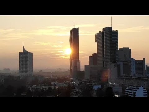 download lagu mp3 mp4 Vienna Skyline, download lagu Vienna Skyline gratis, unduh video klip Vienna Skyline