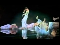 Kate Bush Reaching Out - Moon Water 
