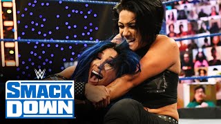 Sasha Banks vs Bayley – SmackDown Women’s Titl