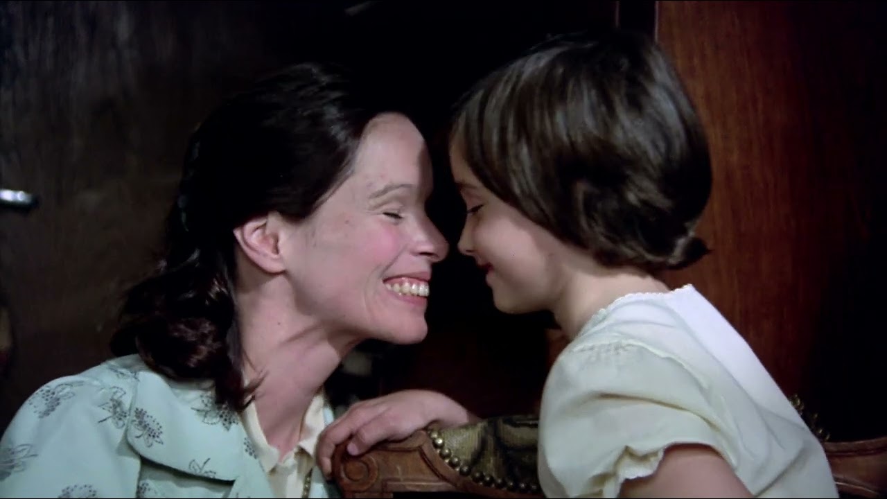 Cria Cuervos trailer