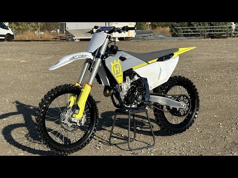 BEST DIRT BIKE I HAVE EVER RIDDEN!!! DAYTON BRIGGS VLOG